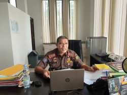 Kasat Pol PP Kampar Evaluasi Kinerja Pol PP yang Bertugas di Desa