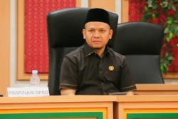 Kejar Kemandirian Fiskal, Ahmad Tarmizi Instruksikan Fraksi PKS se-Riau Bantu Pemda Optimalkan PAD