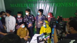 Kemenkes Mulai Vaksinasi Ulama, 250 Orang dari MUI Terima Vaksin