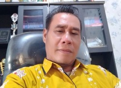 Kepsek SMAN 1 Tapung Hulu Jembatani Para Siswa ke Perguruan Tinggi