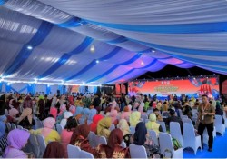 Ketua Dekranasda Kampar Hadiri Puncak HUT Ke-46 Dekranas, Dorong Promosi UMKM dan Budaya Nusantara