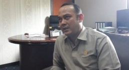 Ketua DPRD Kampar Sebut Ruangan Lima Pimpinan itu Sangat Perlu Perbaikan