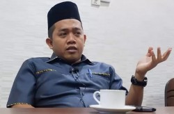 Ketua DPRD Pekanbaru Isa Lahamid Apresiasi Perbaikan Jalan, Namun Ingatkan Soal Banjir