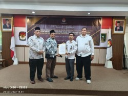 Ketua Forum Pondok Pesantren Riau Maju DPD RI