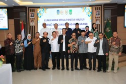 Kunker ke Kepri, Hendry Munief Harapkan Konsep Ekonomi Biru Dapat Diakomodir di RUU Daerah Kepulauan