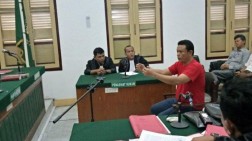 Kurir Sabu 4 Kg Budi Harianto Berdalih Hanya Terima Paket Bika Ambon, hingga Hakim Geram