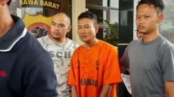 Kurnaevi Bacok Tetangganya Hingga Tewas, Diduga Halusinasi Dipicu Dendam