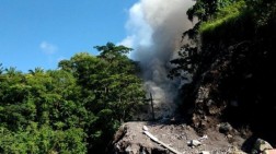Lahar Gunung Karangetang Menjalar di Kali Malebuhe