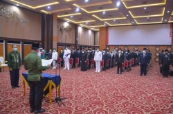 Lantik 105 Pejabat, Sekda Kota Pekanbaru Minta Fokus Terkait Pemulihan Kesehatan