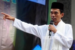 LSI Denny JA Sebut Ustadz Abdul Somad Pengaruhi Kemenangan Paslon Capres