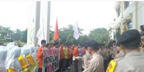 Mahasiswa UNJA Demo Tuntut Bentuk Tim Independen Evaluasi Pemilu 2019