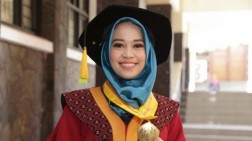Mahasiswi Unpad IPK 4,00 Ini Skripsi Tentang #2019GantiPresiden