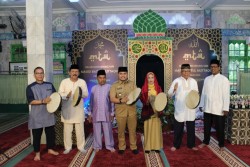 Memperebutkan Piala Bergilir, Camat Sukajadi Pekanbaru Resmi Buka MTQ Tingkat Kelurahan Kedung Sari