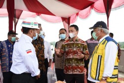 Menteri PUPR Kunjungi Kesiapan Jalan Tol Pekanbaru-Padang