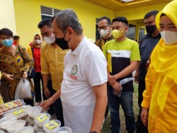 Meriahkan HUT Golkar ke 57, Golkar Riau Gelar Pasar Murah di Beberapa Titik di Riau