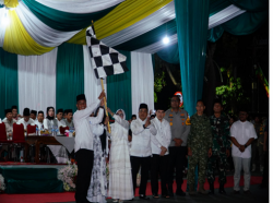 Meriahkan Idul Fitri 1447 H, Bupati Kampar Lepas Peserta Pawai Takbir Keliling