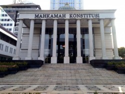 MK Putuskan Anggaran MBG Dipisah dari Pendidikan Mulai APBN 2028