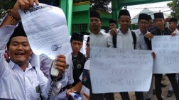Pelajar Al Jamiyatul Washliyah Minta Kepala Sekolah Dipecat Terkait Pelecehan Seksual terhadap Siswi