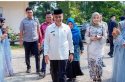 Pemkab Kampar Sambangi 28 Panti Asuhan Semarakkan HUT RI ke-81