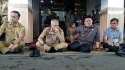 Pengawal Gubernur Sumsel Cekcok dengan Wartawan Saat UMKM PTC