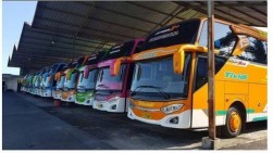Pengusaha Transportasi Hentikan Operasi Jelang Lebaran