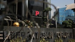 Periksa Staf Ahli Menteri, KPK Dalami Rencana Anggaran Bansos Covid-19