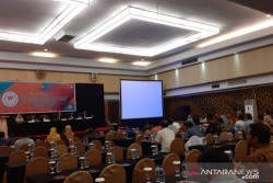 Pleno Penetapan Anggota DPRD Padang 2019-2014 Diwarnai Insiden Mati Lampu