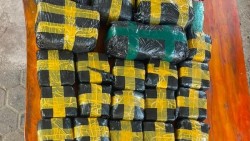 Polres Bengkalis Sita 28,9 Kg Sabu dan 122.629 Ekstasi, Empat Kurir Ditangkap