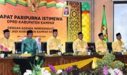Rapat Paripurna Istimewa HUT Kab. Kampar ke-70 Oleh DPRD Kampar Berlangsung Khidmat