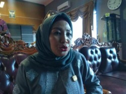 Realisasi Seragam Sekolah Gratis Lambat, DPRD Kritik Pemko Tanjungpinang