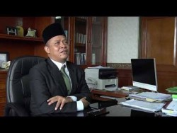 Rektor UIN Suska: UAS Itu Aset Berharga Kampus Kita, Tak Mungkin Dipecat