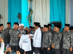 Reuni Akbar IKA PPICA Bersama UAS Berhasil Kumpulkan Dana Ratusan Juta untuk Fasilitas Pondok