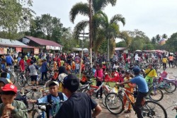 Ribuan Peserta Ramaikan Gowes Basipaniang Wisata Alam Bareh Solok