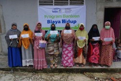 Rumah Yatim Bagikan Bantuan Pendidikan dan Biaya Hidup untuk Warga Desa Kualu, Kampar