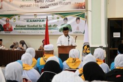 Sambut Kepulangan Jamaah Haji Kloter 05 BTH, Bupati Kampar Doakan Jamaah Raih Haji Mabrur