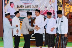 Sambut Tahun Baru Islam, Kasmarni Ajak Masyarakat Perkuat Iman dan Persaudaraan