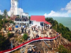 Sang Dwi Warna Pertegas Eksistensi Indonesia di Pulau Perbatasan
