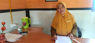 SDN 042 Kualu Gelar Ujian MID Dengan Daring, Anak Tak Punya HP Diberi Solusi