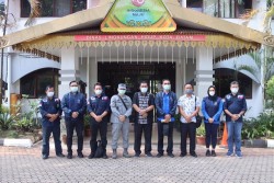 Selesaikan Persoalan Tumpahan Minyak di Perairan, DLH Batam Kerjasama Dengan Interpol Indonesia