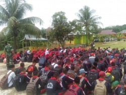 SMKN 1 Tambusai Rohul Kerjasama Dengan Koramil Tambusai Tanamkan Jiwa Bela Negara Bagi Siswa Baru
