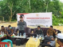 Syahrul Aidi Sosialisasikan Empat Pilar di Desa Alam Panjang