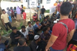 Terdampar di Aceh Timur, 20 orang Rohingya Dipindahkan ke Langsa