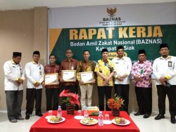 Terkait Pengumpulan ZIS, Syamsuar: BAZNAS Siak Harus Buat Inovasi Baru