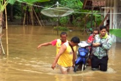 Tingginya Curah Hujan, Banjir dan Longsor Terjang Tasikmalaya