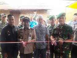 Toironi Bahagia Rumahnya Direhab oleh Kodim 0301 Pekanbaru