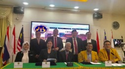 UNP jalin Kerja Sama Dengan Tiga Universitas Asal Malaysia