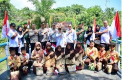 Wabup Kampar Hadiri Peresmian Jembatan Merah Putih Presisi Tahap II Bersama Kapolri Secara Virtual