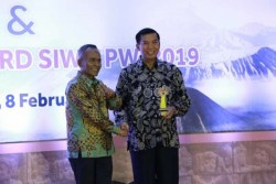Wako Firdaus Raih Penghargaan Golden Award di HPN 2019