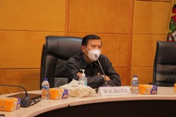 Wali Kota Pekanbaru akan Tambah Lima Bus Vaksinasi Keliling