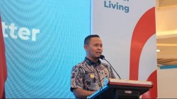 Wali Kota Pekanbaru Tegaskan Ijazah Siswa Tak Boleh Ditahan karena Tunggakan Biaya